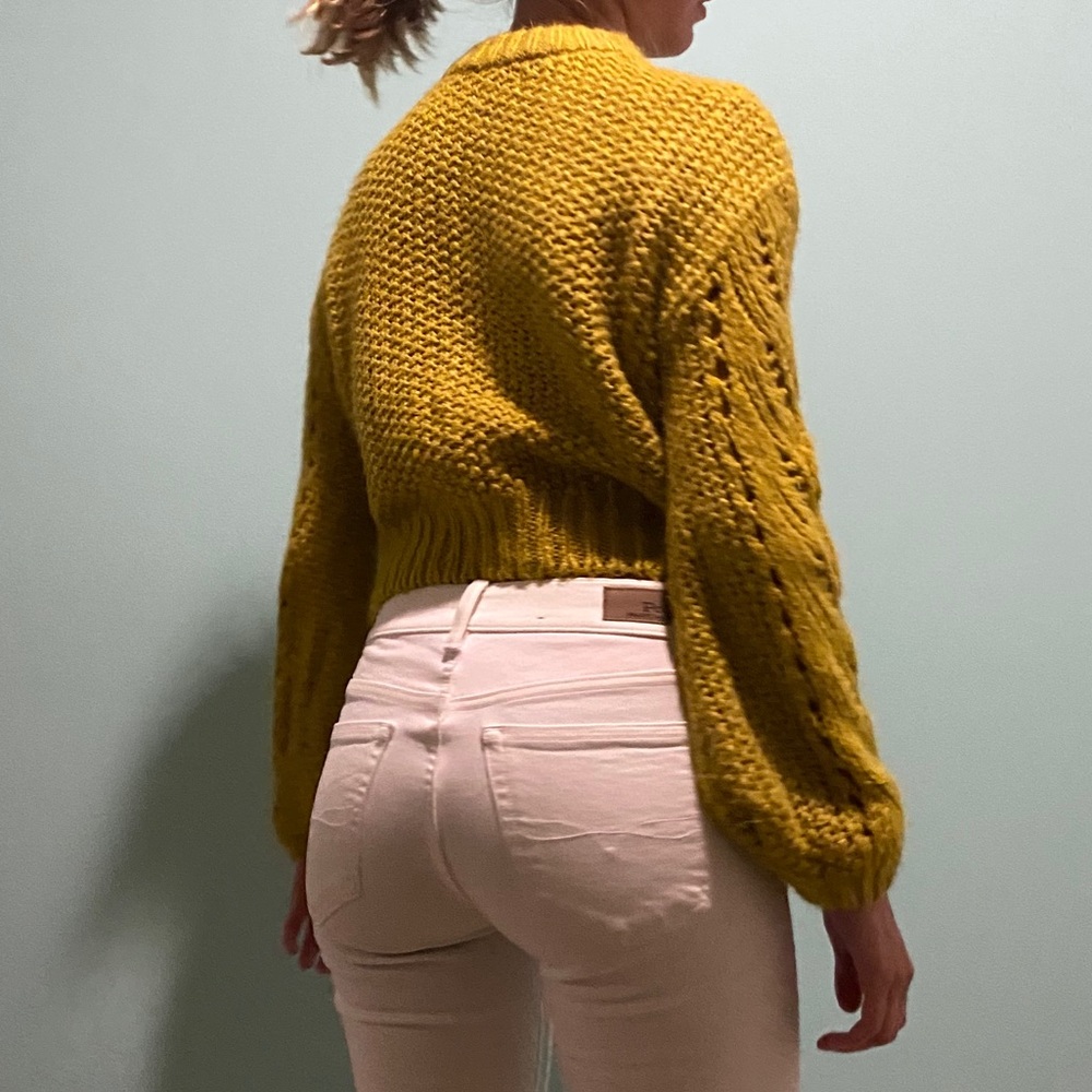 sweater - Picture 2 of 2
